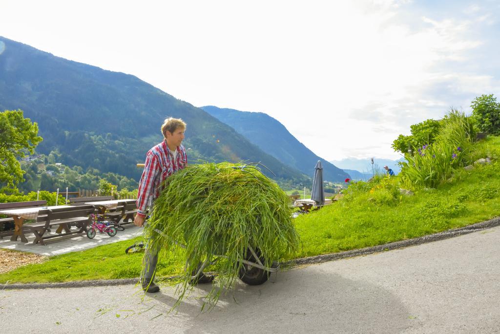 Hotel Gaestehaus Berger - Priglhof Treffen Exteriér fotografie